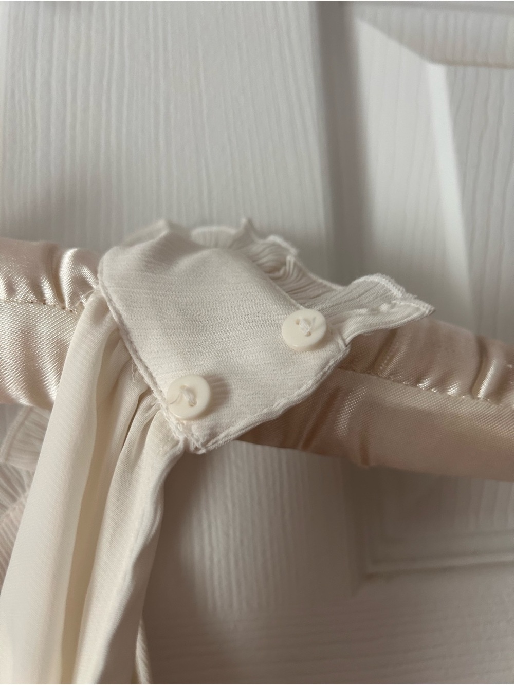 H&M Cream Ruffle-Neck Blouse - Picture 4 of 4